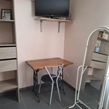 Chez Brigitte Et Francis Villa Perthes  Room photo